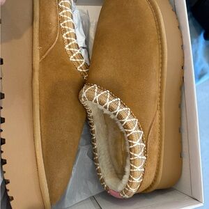 Pink Lilly platform bootie